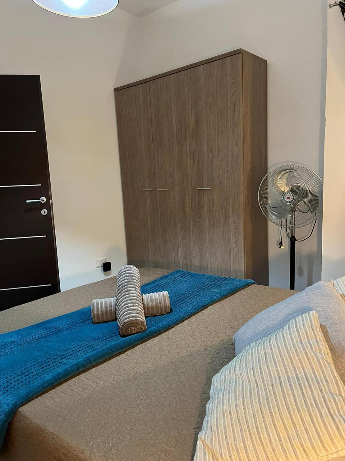 Serenity Sea-View Maisonette 마살폰 외부 사진